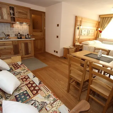 Giuditta Aparthotel 3*
